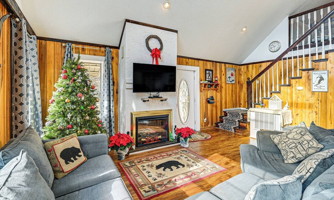 Cana Cabin | 5 Mi to Blue Ridge Parkway: Mountain Cabin in Cana