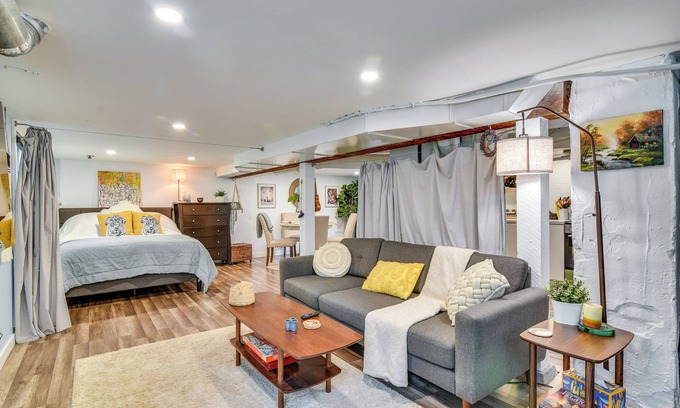 Sellwood-Moreland Apartment | 5 Mi to Dtwn Portland: Walkable Studio Suite