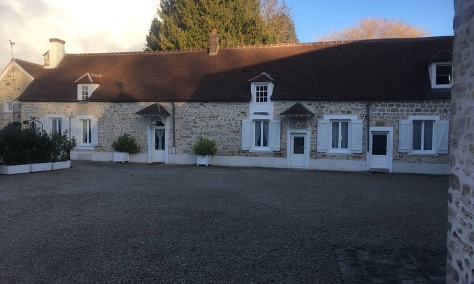 Moigny-sur-Ecole Villa | 5 mns from the 3 gables, Claude François Mill, Château de Courances