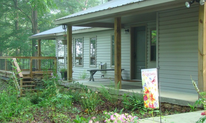 Fort Hill Cottage | 5 Star Reviews-Private setting-relax & unplug-near Fallingwater, Ohiopyle & GAP