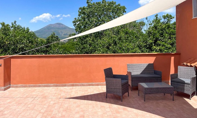 Pompei Apartment | 50 m² Apartment ∙ 1 bedroom ∙ 2 guests