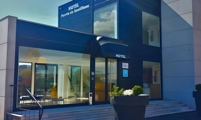 Puente San Miguel Hotel | 50 m² Hotel ∙ 10 guests