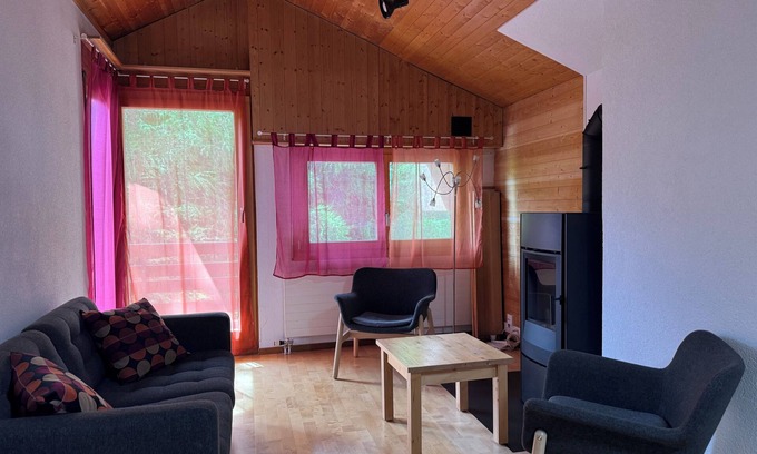 Anzere Apartment | 50 metres from the cable car, quiet, spacious apartment, parking and wifi.