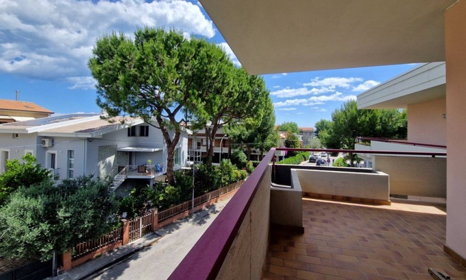 Porto San Giorgio Apartment | [50 mt from the Sea]10 places Climate Terrace Parking