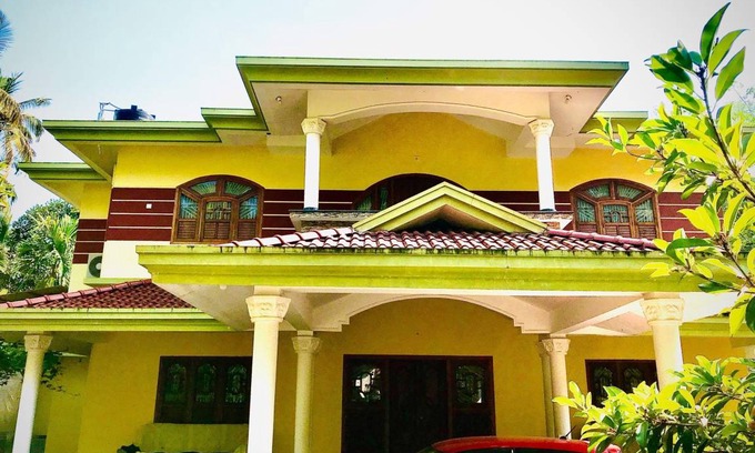 Thalassery House | 500 m² House ∙ 4 bedrooms ∙ 2 guests