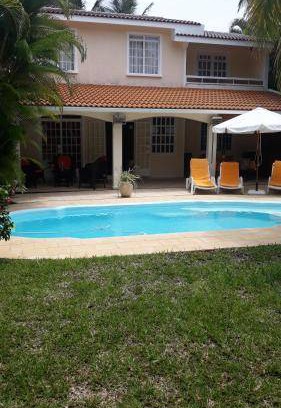 Blue Bay Villa | 500 m² Villa ∙ 4 bedrooms ∙ 8 guests
