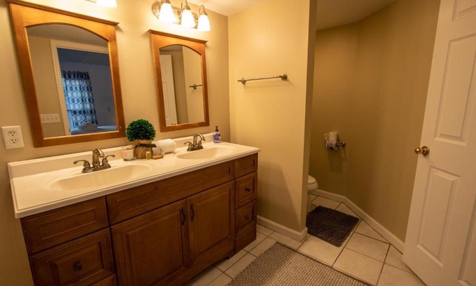 Saint Helena Island House | 505 Remora Cir