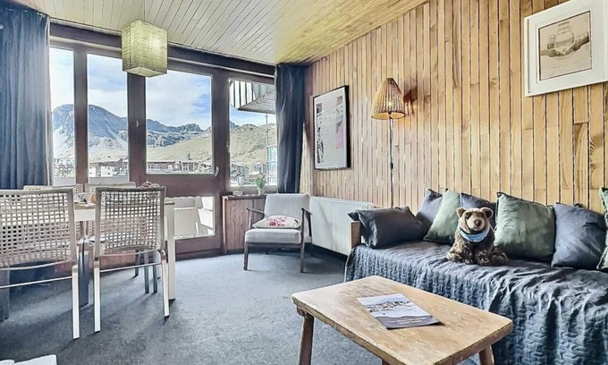 Le Lavachet Apartment | 50m from resort center, 4th floor, balcony, tv, ski locker, 40m², Tignes