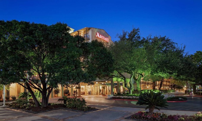 Downtown San Antonio Hotel | 51 m² Hotel ∙ 127 guests