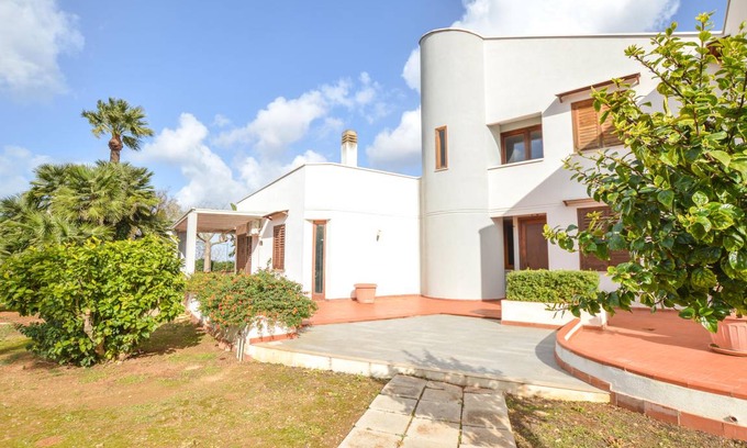Arini House | 526 m² House ∙ 5 bedrooms ∙ 11 guests
