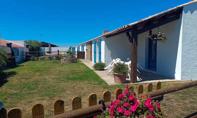 Bouin Cottage | 57 m² Cabin ∙ 2 bedrooms ∙ 4 guests