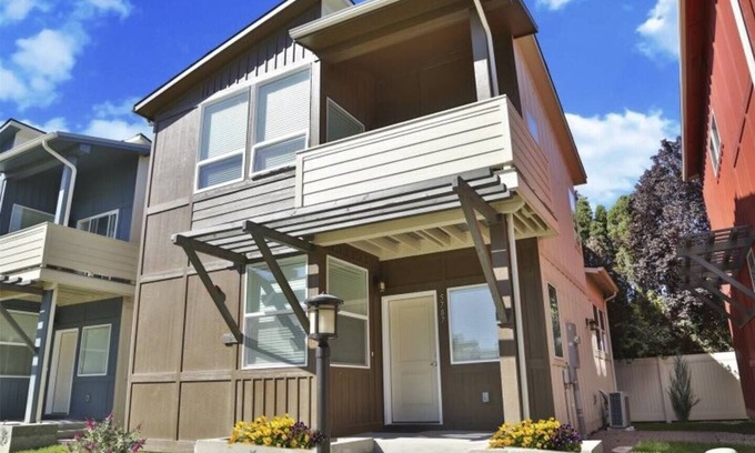 Boise House | 5787. Two Bedroom and 2 Bathroom, centrally located.