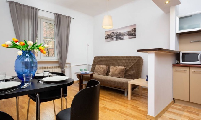 Nowe Miasto Apartment | 59 m² Apartment ∙ 2 bedrooms ∙ 6 guests
