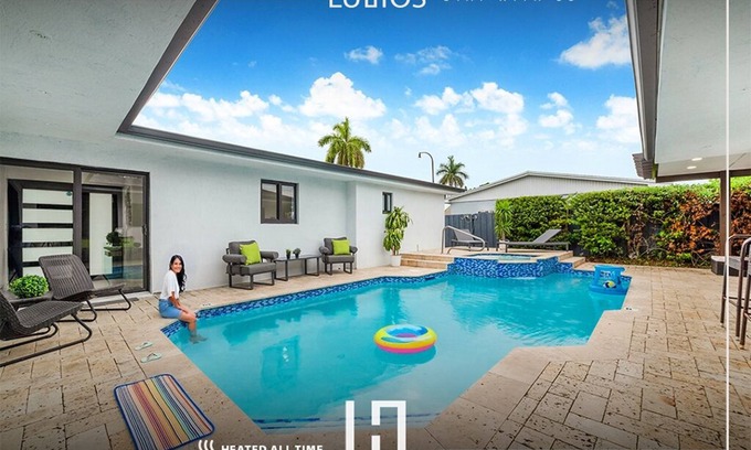 Cutler Bay House | 5BR Miami Oasis: Heated Pool, Spa & Basketball