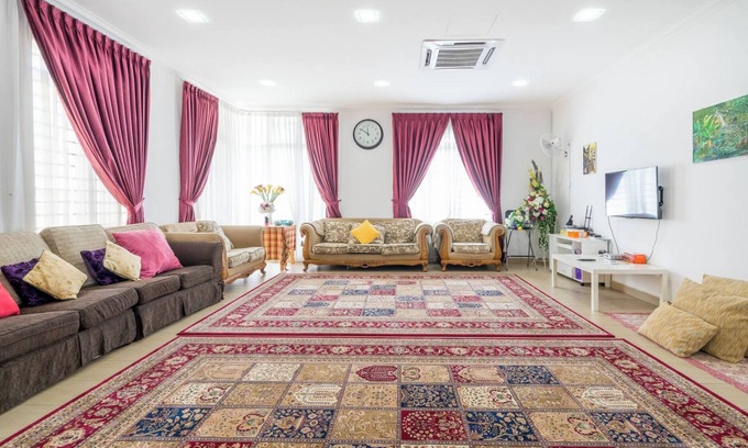 Bandar Baru Bangi House | 5R5B Spacious Semi D House for Family