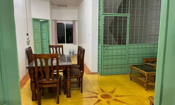 Auroville Villa | 6/65 Old Auroville Road Bommiyarpaalayam 605101. Peaceful Villa. Good Vibes