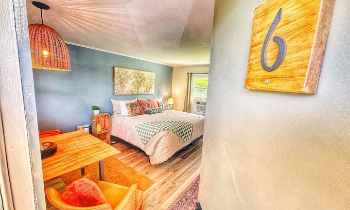 Manchester Center House | 6 Bam Boo Cozy escape in the heart of Vermont