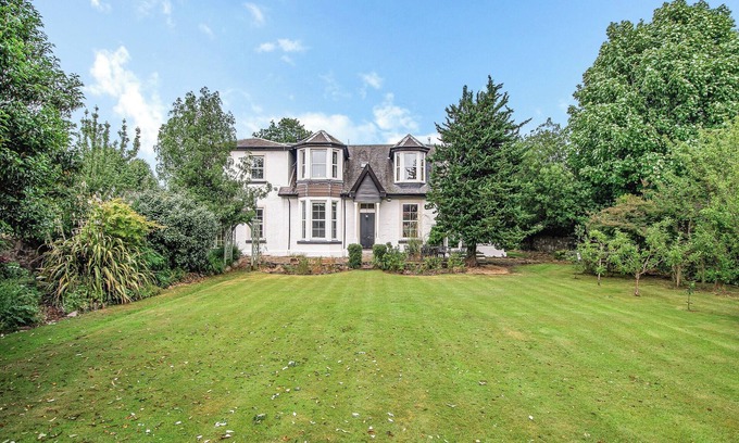Cardross Cottage | 6 bedroom accommodation in Cardross, near Dumbarton
