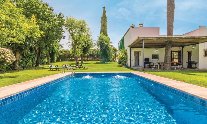 Ecija House | 6 bedroom accommodation in Écija