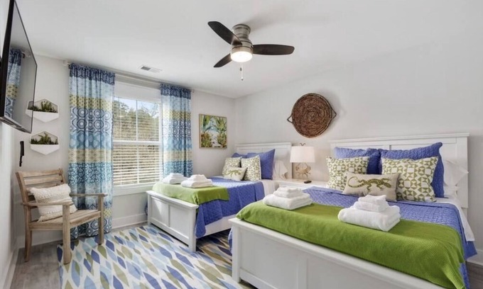 Folly Field House | 6 Bedroom, Free Heated Pool + Elevator Sleeps 26