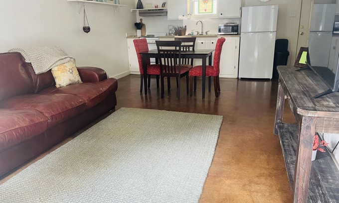 Folsom Apartment | #6 Hidden Akers Peaceful Place