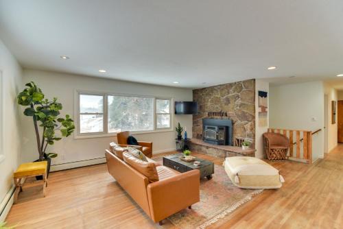 Conifer House | 6 Mi to Staunton State Park Conifer Home with Deck