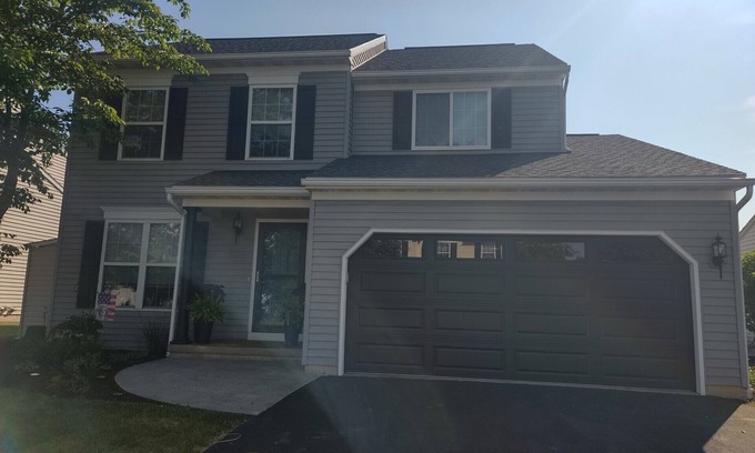 Bellefonte House | 6 miles to campus! Perfect fit for your family on PSU weekends.