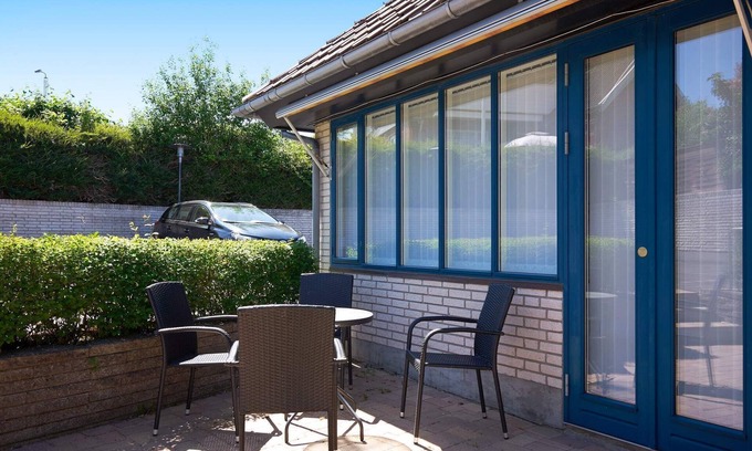 Tejn Apartment | 6 person holiday home in Allinge