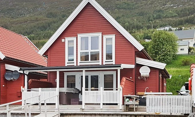 Sande House | 6 person holiday home in Gursken-By Traum