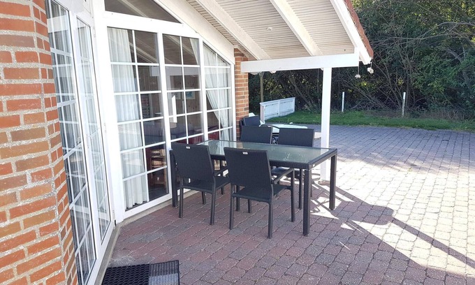 Rindby Strand House | 6 person holiday home in Fanø