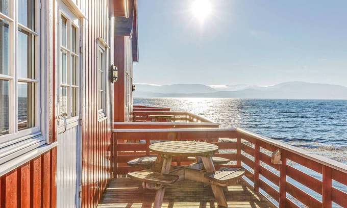 Beian House | 6 person holiday home in Brekstad