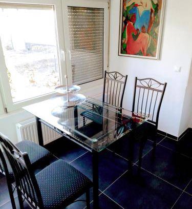Bad Honnef Apartment | 60 m² Apartment ∙ 1 bedroom ∙ 3 guests