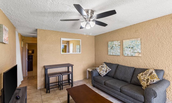 La Grande Princesse Condo | 60 m² Condo ∙ 1 bedroom ∙ 4 guests