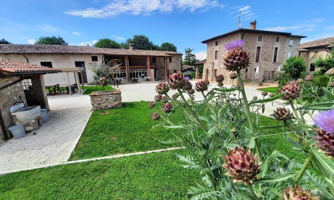 Monzambano House | 60 m² Farmhouse ∙ 2 bedrooms ∙ 5 guests