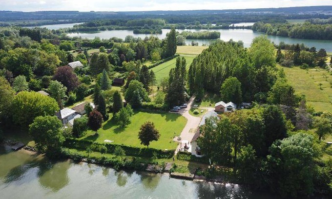 Tournedos-sur-Seine Cabin | 60 m² Lodge ∙ 2 guests