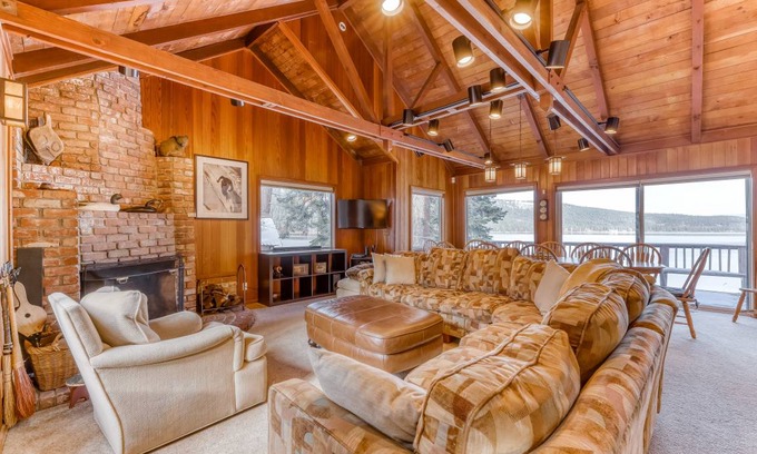 Truckee House | 607 m² House ∙ 5 bedrooms ∙ 12 guests
