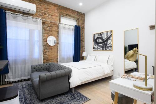 Central Park South Apartment | 62-2B NEW Prime UES W D in unit
