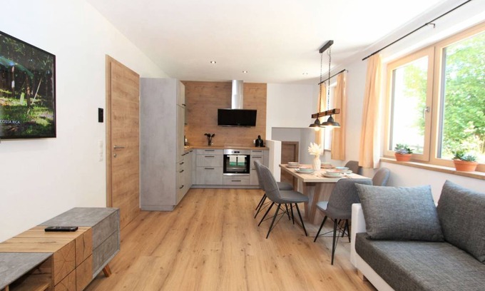 Zillertal Apartment | 62 m² Apartment ∙ 2 bedrooms ∙ 5 guests