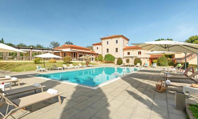 Pontecorvo Villa | 620 m² Villa ∙ 11 bedrooms ∙ 20 guests
