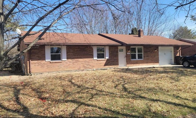 Otterbien Home House | 6418 Sandric lane Beautiful 3 BDRM Ranch home in Liberty Township