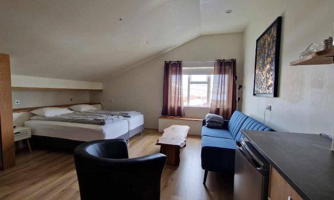 Holmavik Apartment | 65 m² Apartment ∙ 2 bedrooms ∙ 4 guests