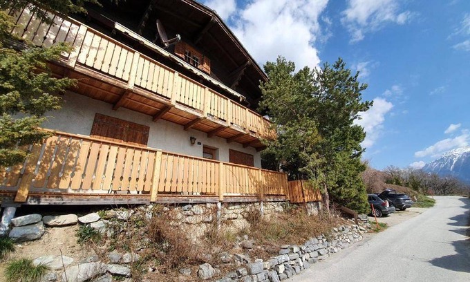 Leuk House | 65 m² House ∙ 3 bedrooms ∙ 5 guests