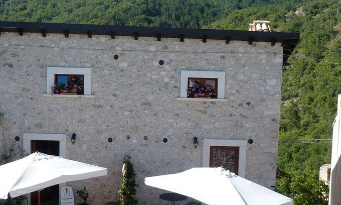 Caporciano House | 65 m² House ∙ 5 guests