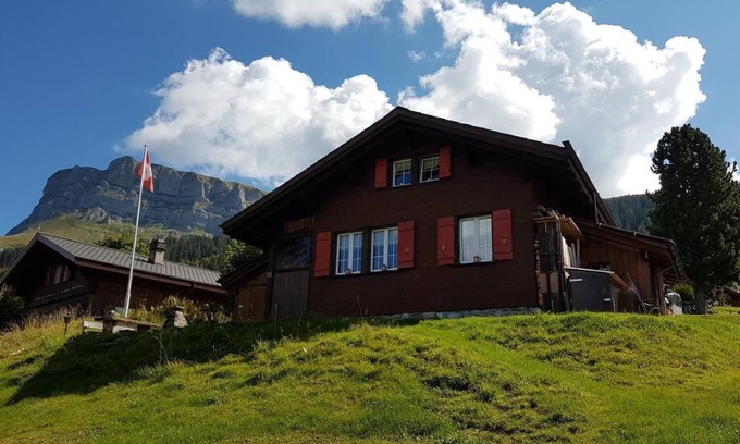 Axalp House | 65 m² House ∙ 2 bedrooms ∙ 5 guests