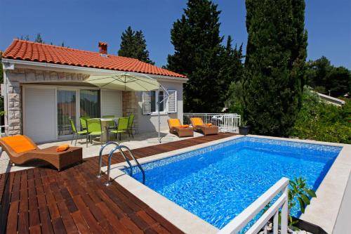 Bol Resort | 65 m² Resort ∙ 3 bedrooms ∙ 6 guests