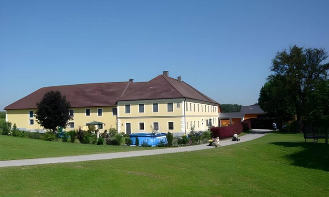 Steinakirchen am Forst House | 66 m² Farmhouse ∙ 2 bedrooms ∙ 5 guests