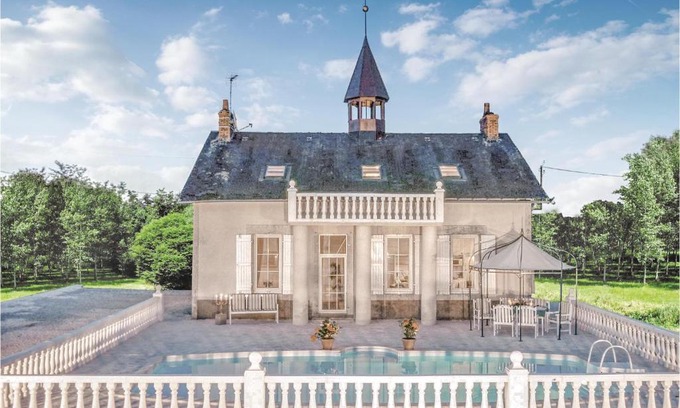 Ardentes House | 7 Bedroom Stunning Home In Ardentes