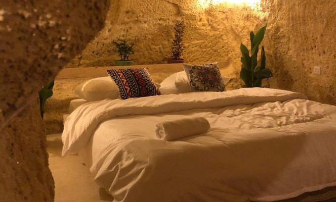 Shoubak House | 7 Caves Hotel