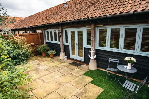 Sculthorpe House | 7 Grove Farm Barns