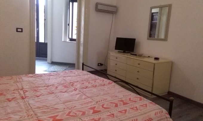 Catania City Centre Apartment | 70 m² Apartment ∙ 1 bedroom ∙ 3 guests